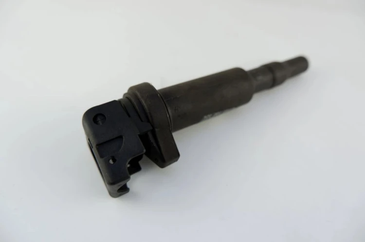 CEWKA ZAPŁONOWA BMW E46 0040100324