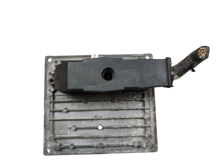 KOMPUTER STEROWNIK SILNIKA FORD FIESTA MK6 LIFT (2005-2008) 1.3 8V 60KM 6S6