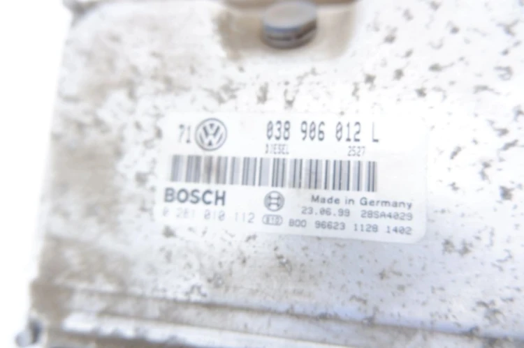 ZESTAW STARTOWY VOLKSWAGEN BORA (1998-2005) 1.9 TDI 038906012L
