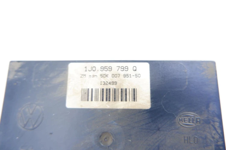 ZESTAW STARTOWY VOLKSWAGEN BORA (1998-2005) 1.9 TDI 038906012L