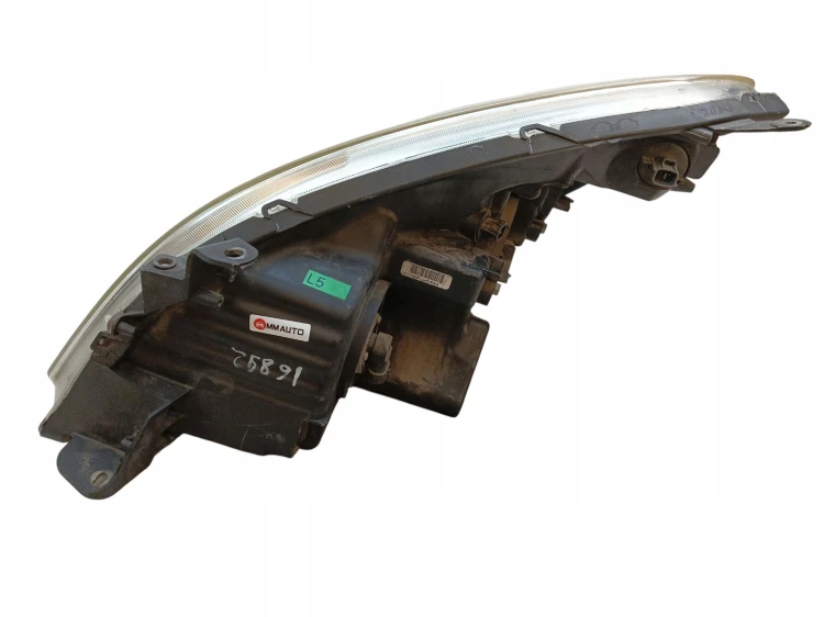 LAMPA PRAWY PRZÓD TOYOTA COROLLA VERSO II LIFT (2007-2009) 2.2 D-CAT 177KM
