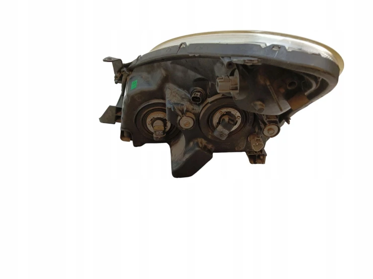 LAMPA PRAWY PRZÓD TOYOTA COROLLA VERSO II LIFT (2007-2009) 2.2 D-CAT 177KM