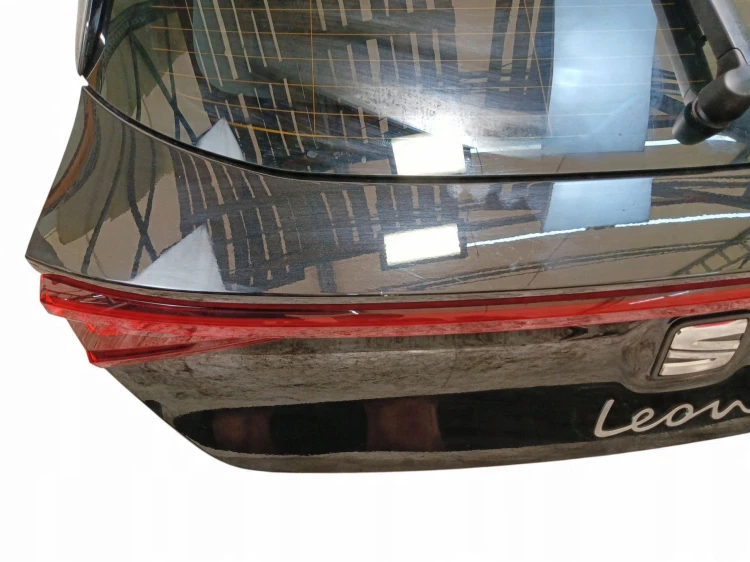 KLAPA BAGAŻNIKA SEAT LEON IV (2020-) 1.5 TSI 116KM