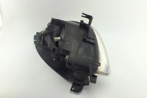 LAMPA PRAWY PRZÓD CITROEN XSARA PICASSO (1999-2004) 1.6 HDI