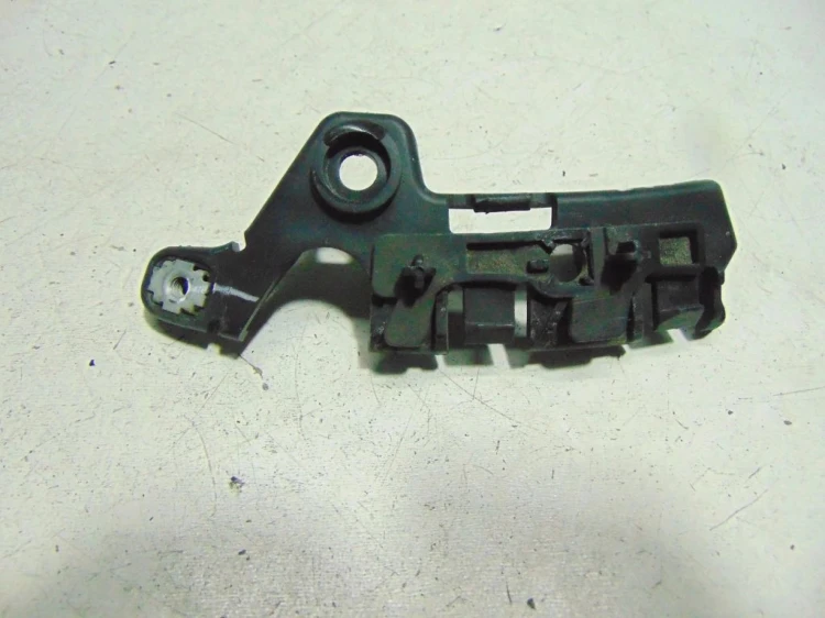 ŚLIZG PRAWY PRZÓD RENAULT MEGANE III (2008-2013) 1.6 16V
