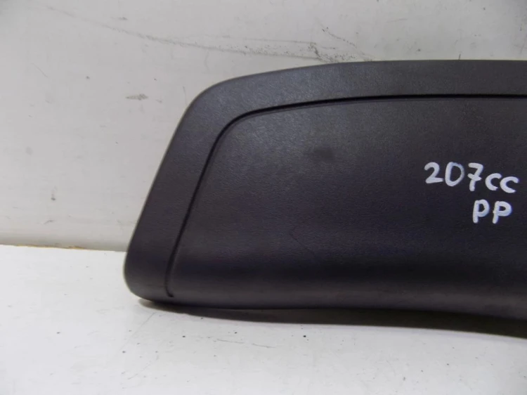 PODUSZKA FOTELA PRAWA PEUGEOT 207 (2006-2009)