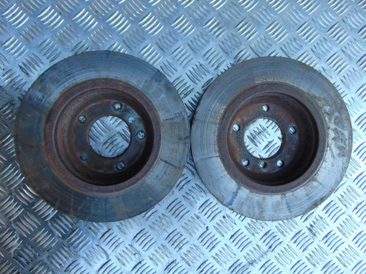TARCZE HAMULCOWE PRZÓD BMW E46 2.5 BEN