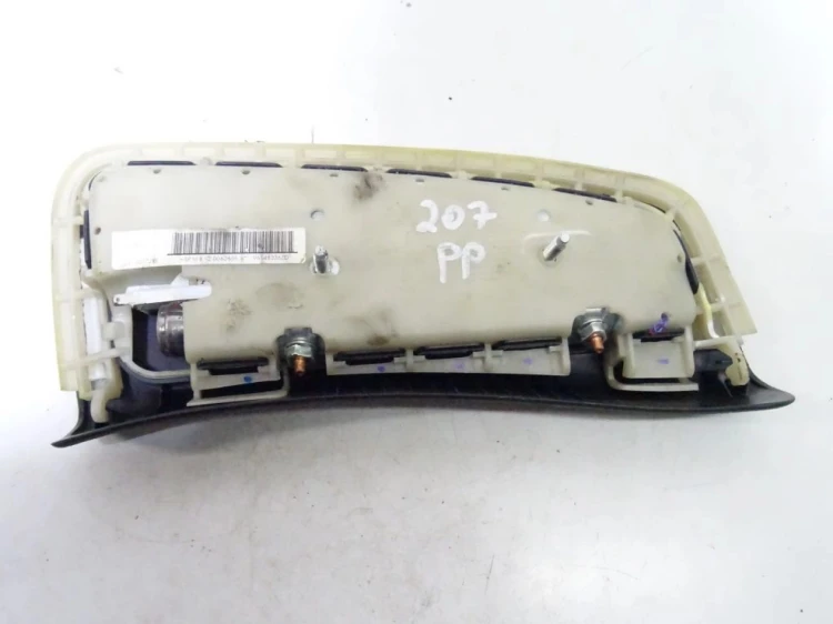 PODUSZKA FOTELA PRAWA PEUGEOT 207 (2006-2009)