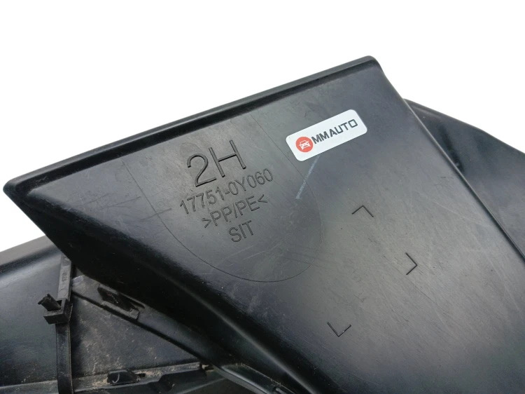 REZONATOR POWIETRZA TOYOTA AURIS II E18 (2012-2015) 1.33 Dual VVT-I 99KM 17