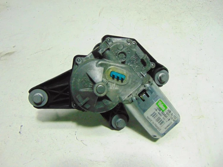 SILNICZEK WYCIERACZKI TYŁ RENAULT SCENIC II LIFT (2006-2009) 2.0 16V 820015
