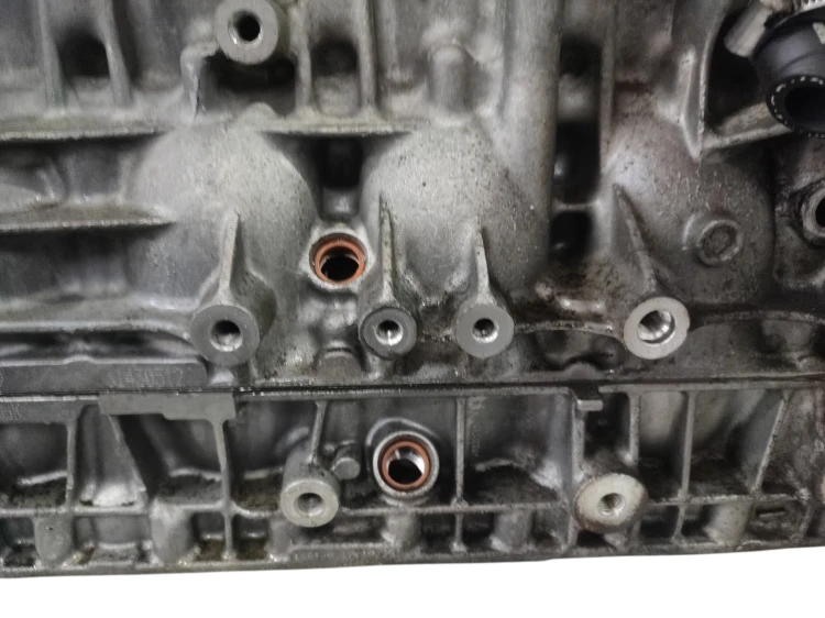 BLOK SILNIKA VOLVO V60 I LIFT (2013-2018) 2.4 D4 190KM D5244T21