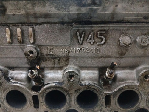 GŁOWICA VOLVO V50 LIFT (2007-2012) 2.0 D 136KM 9641752610