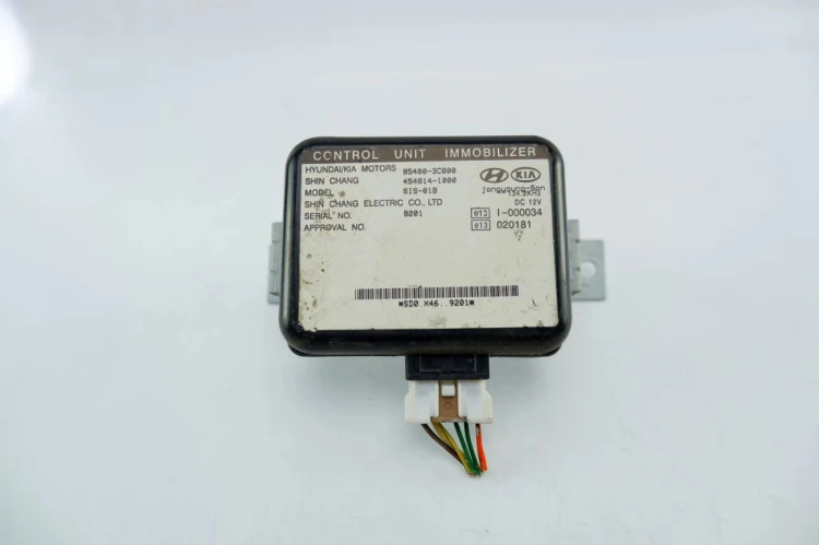 MODUŁ IMMOBILAIZER KIA MAGENTIS 2.0 16V 95400-3C800