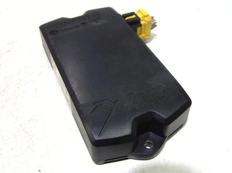 MODUŁ BLUETOOTH RENAULT SCENIC II LIFT (2006-2009) 8200624041-G