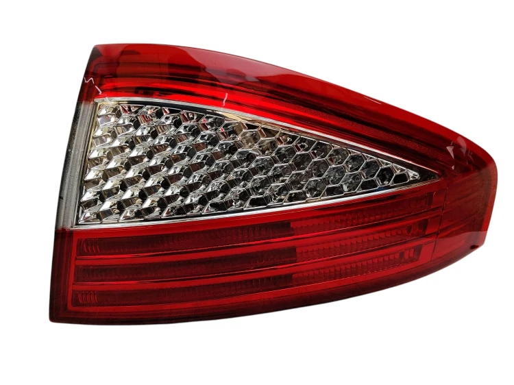 LAMPA PRAWY TYŁ FORD MONDEO MK4 (2007-2010) 2.0 TDCI 140KM