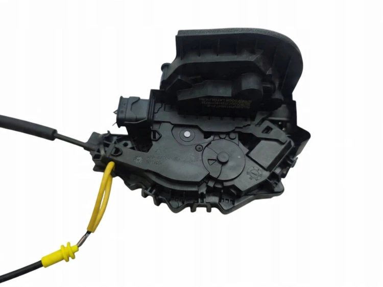 ZAMEK DRZWI PRAWY TYŁ TESLA MODEL 3 LIFT (2023-) 60kWh 283KM 1738947-01-E