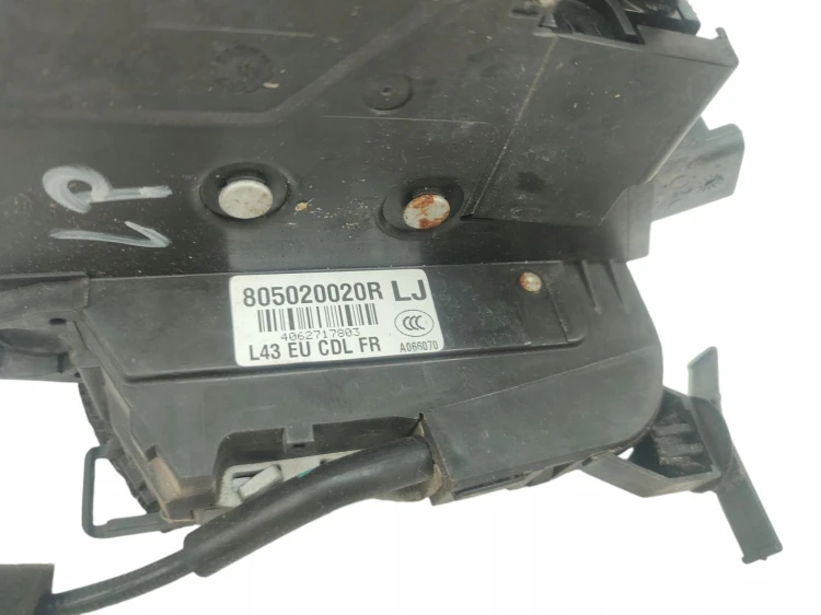 ZAMEK DRZWI PRAWY PRZÓD RENAULT LATITUDE (2010-2013) 2.0 DCI 150KM 80502002