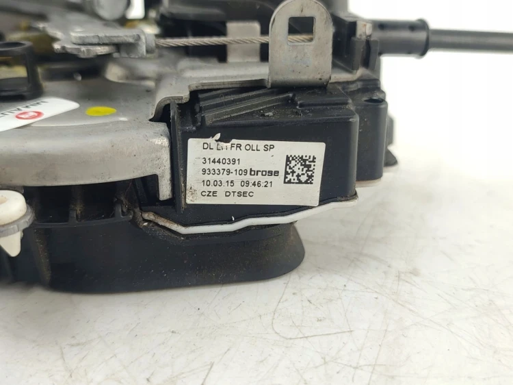 ZAMEK DRZWI LEWY PRZÓD VOLVO V40 II (2012-2016) 2.0 D3 150KM 31440391
