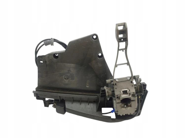 ZAMEK DRZWI LEWY PRZÓD VOLVO C30 LIFT (2010-2012) 1.6 D2 115KM