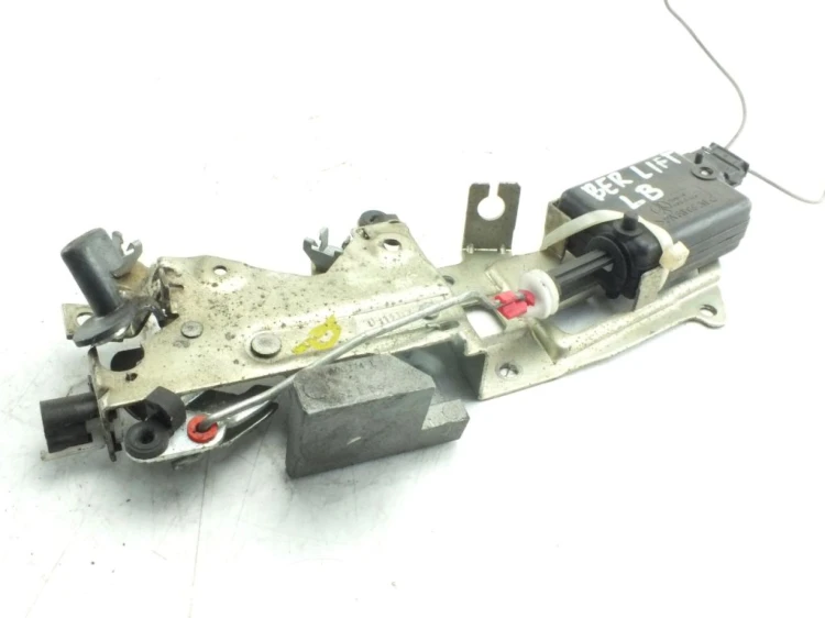 ZAMEK DRZWI BOCZNYCH LEWYCH CITROEN BERLINGO II (2003-2010) 1.6 16V