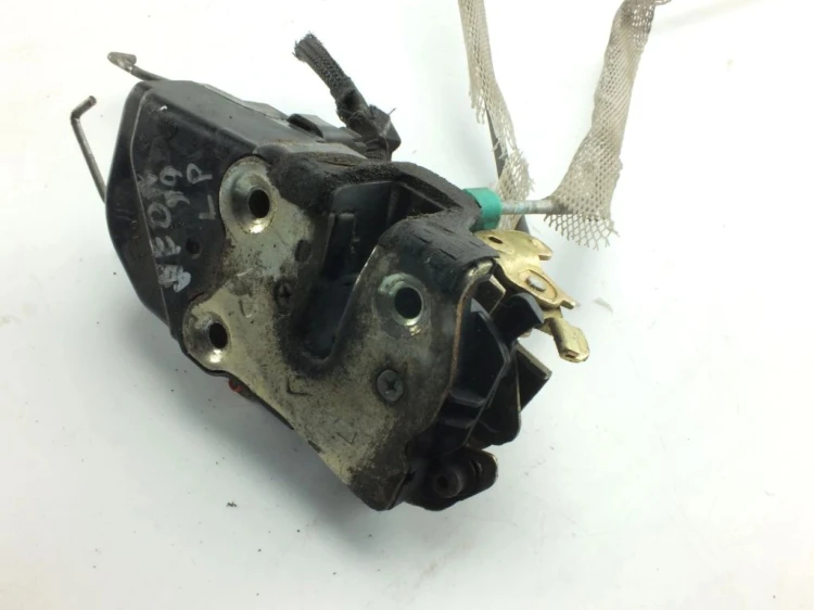 ZAMEK DRZWI LEWY PRZÓD CHRYSLER NEON