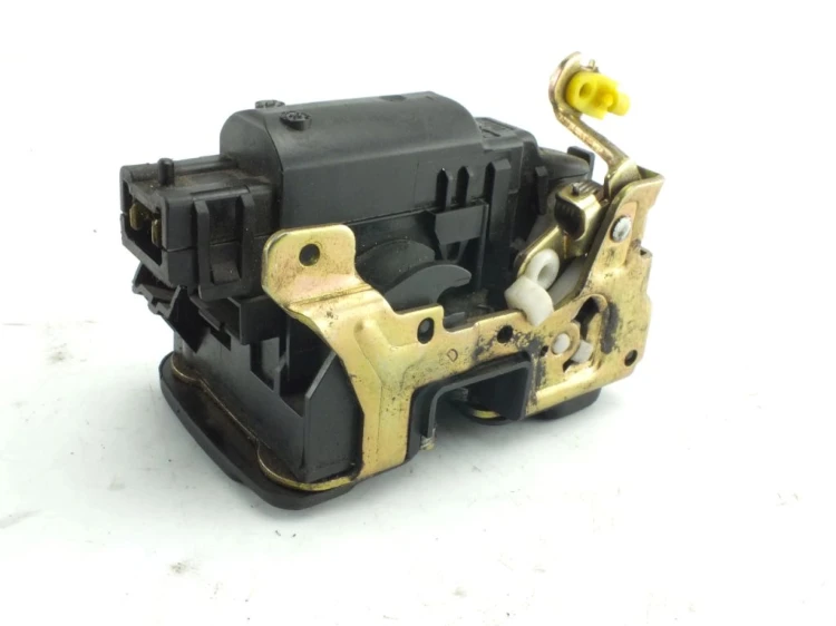 ZAMEK DRZWI PRAWY PRZÓD RENAULT KANGOO II (2003-2008) 1.4 8V