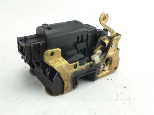 ZAMEK DRZWI PRAWY PRZÓD RENAULT KANGOO II (2003-2008) 1.5 DCI