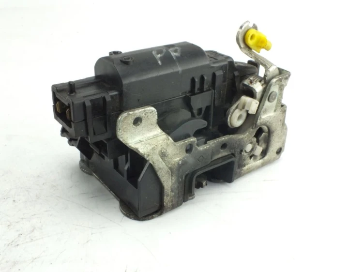 ZAMEK DRZWI PRAWY PRZÓD RENAULT KANGOO II (2003-2008) 1.5 DCI