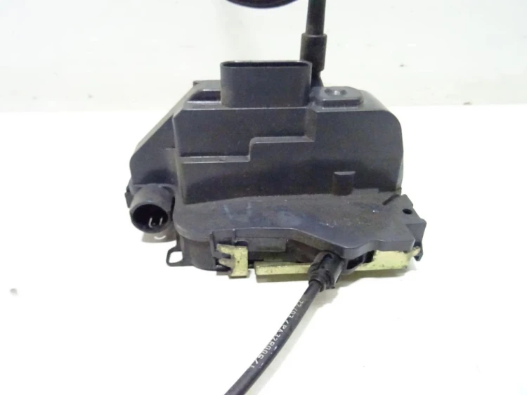 ZAMEK DRZWI PRAWY PRZÓD CITROEN C3 PLURIEL