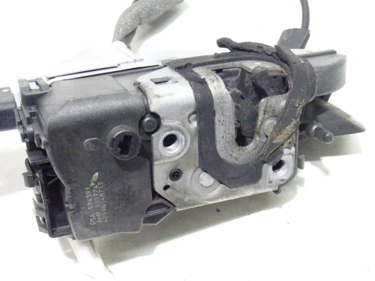 ZAMEK DRZWI PRAWY PRZÓD CITROEN C5 III (2008 -)