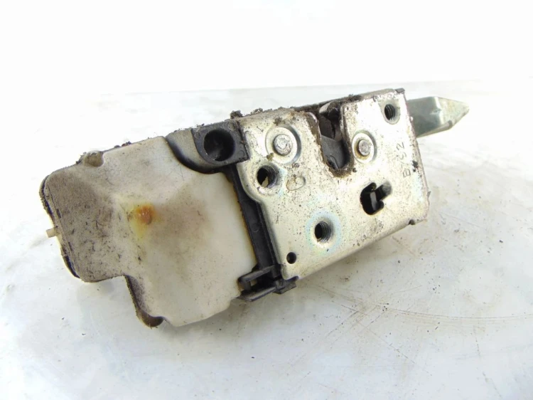 ZAMEK DRZWI PRAWY PRZÓD PEUGEOT BOXER 2.5 TD 1