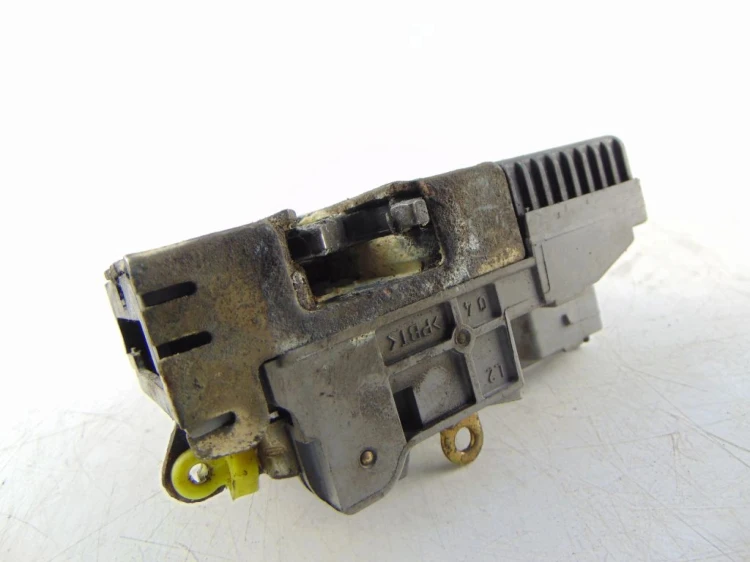 ZAMEK DRZWI LEWY PRZÓD CITROEN C5 I (2001-2004) 2.0 16V