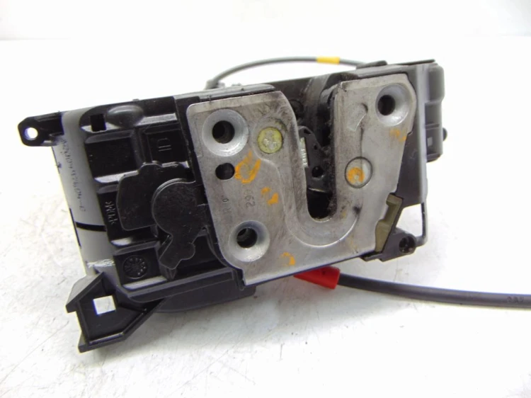 ZAMEK DRZWI PRAWY PRZÓD RENAULT KANGOO III (2008-2013) 1.5 DCI
