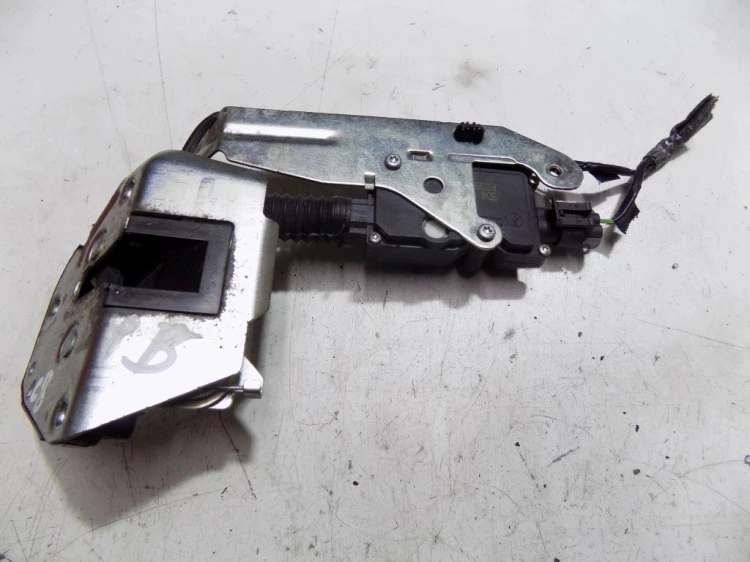 ZAMEK DRZWI BOCZNYCH PRAWYCH CITROEN C8 (2002-2014)