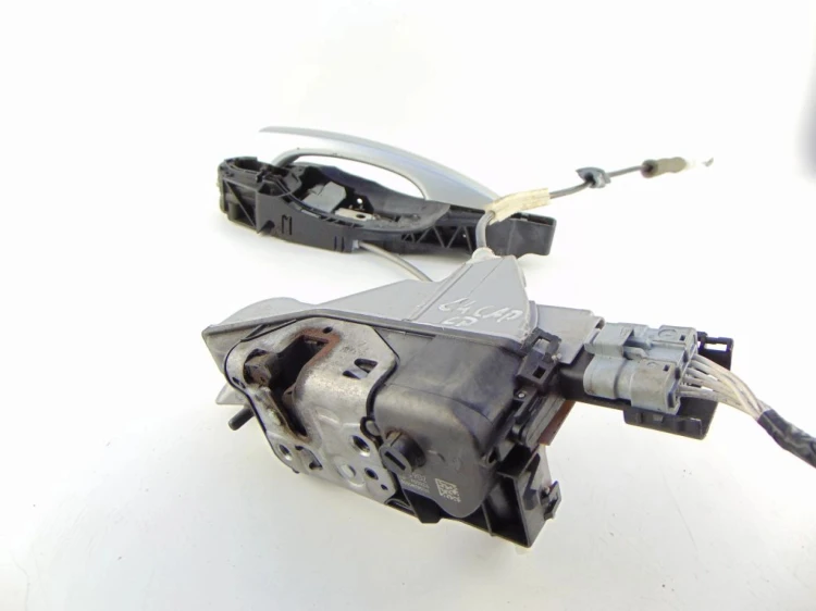 ZAMEK DRZWI LEWY PRZÓD CITROEN C4 CACTUS (2014-2020) 1.2 PURE TECH A048069