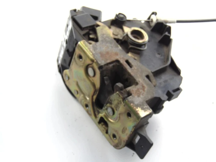 ZAMEK DRZWI PRAWY TYŁ FORD FOCUS MK1 1.6 16V