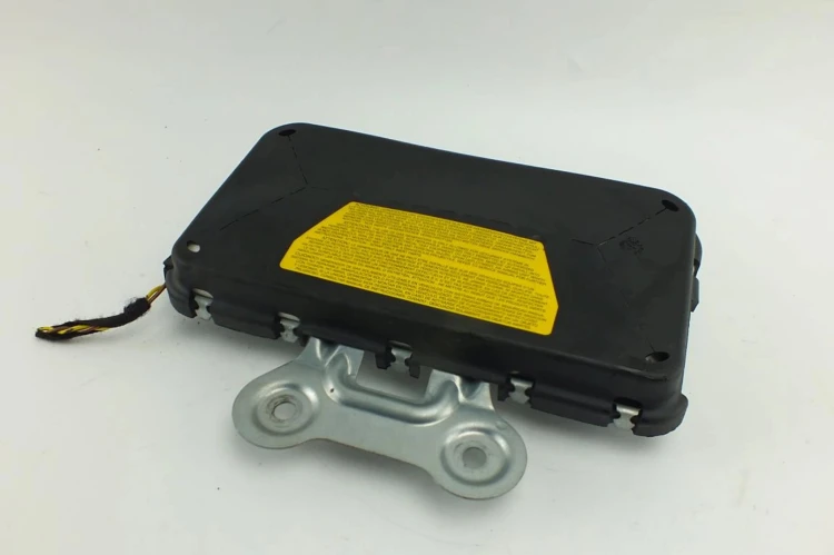 PODUSZKA FOTELA PRAWA LAND ROVER RANGE ROVER III(2001-2012) 3.0D 177