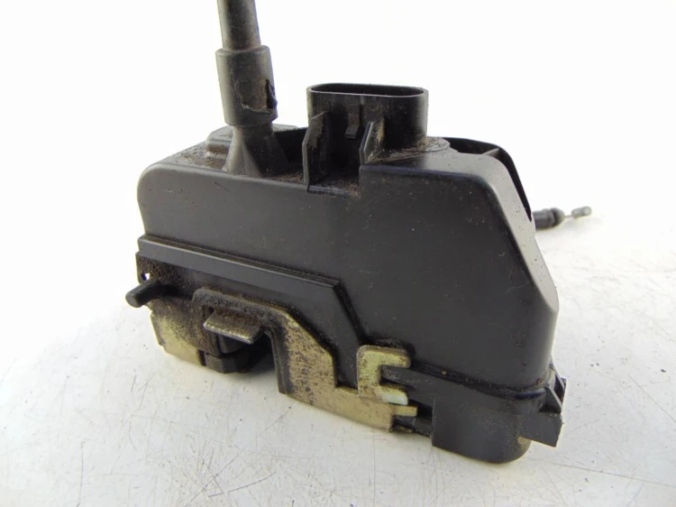 ZAMEK DRZWI PRAWY TYŁ RENAULT LAGUNA II LIFT (2005-2007) 2.0 DCI