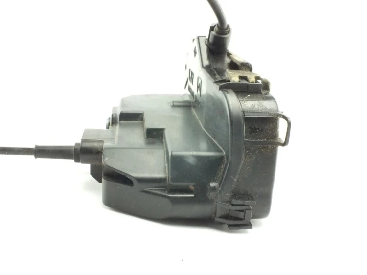 ZAMEK DRZWI PRAWY TYŁ NISSAN PRIMERA P12 1.9 DCI