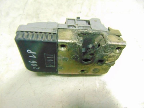 ZAMEK DRZWI LEWY PRZÓD PEUGEOT 206 (1998-2002) 1.4 HDI