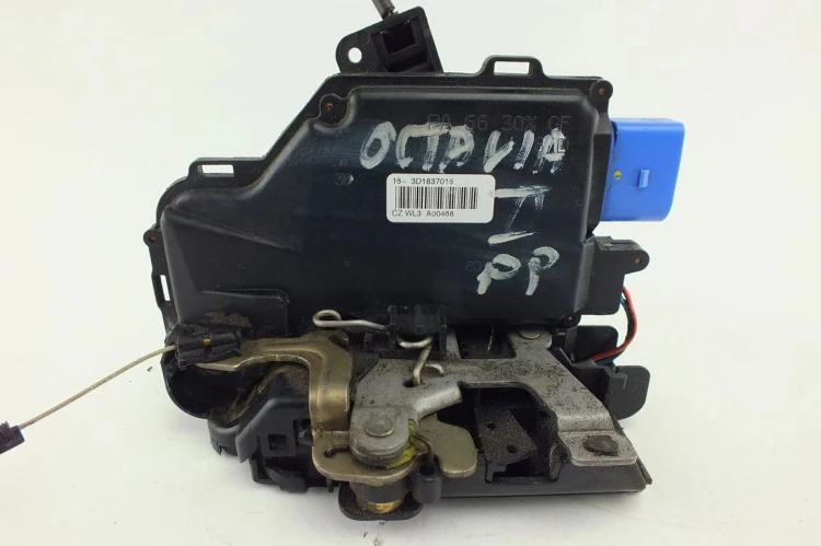ZAMEK DRZWI PRAWY PRZÓD SKODA OCTAVIA II 1.9 TDI