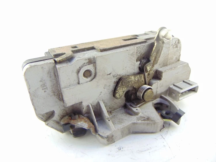 ZAMEK DRZWI PRAWY TYŁ PEUGEOT 206 (1998-2002) 1.4 8V
