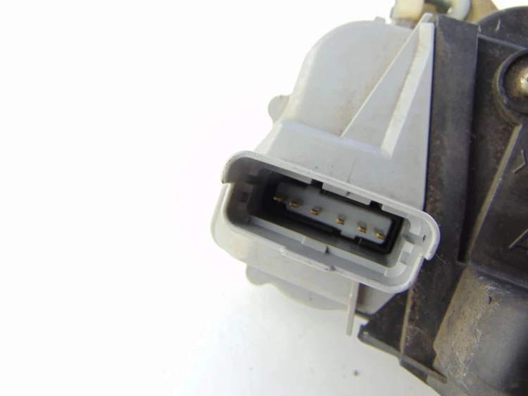 ZAMEK DRZWI LEWY PRZÓD CITROEN XSARA PICASSO LIFT (2004-2008)