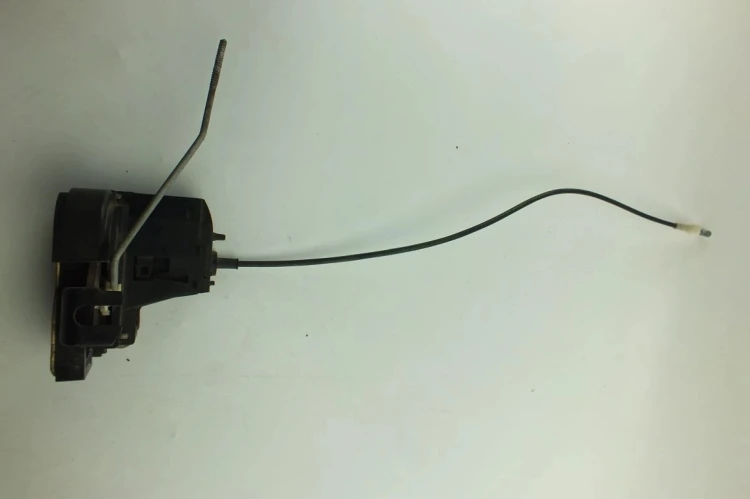 ZAMEK DRZWI PRAWY PRZÓD RENAULT SCENIC I LIFT (1999-2003)