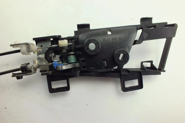 ZAMEK DRZWI PRAWY PRZÓD HONDA ACCORD VIII (2008-2010) 2.2 I-DTEC 180