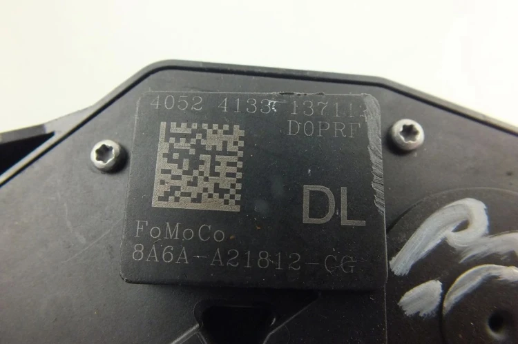 ZAMEK DRZWI PRAWY PRZÓD FORD FIESTA MK7 (2008-2017) 1.6L Zetec-S (115PS)