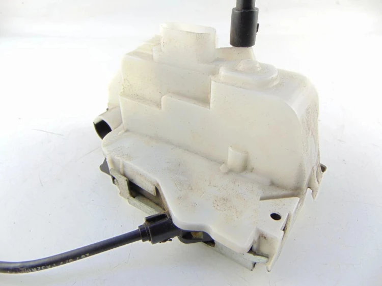 ZAMEK DRZWI PRAWY PRZÓD CITROEN C2 (2003-2009) 1.1