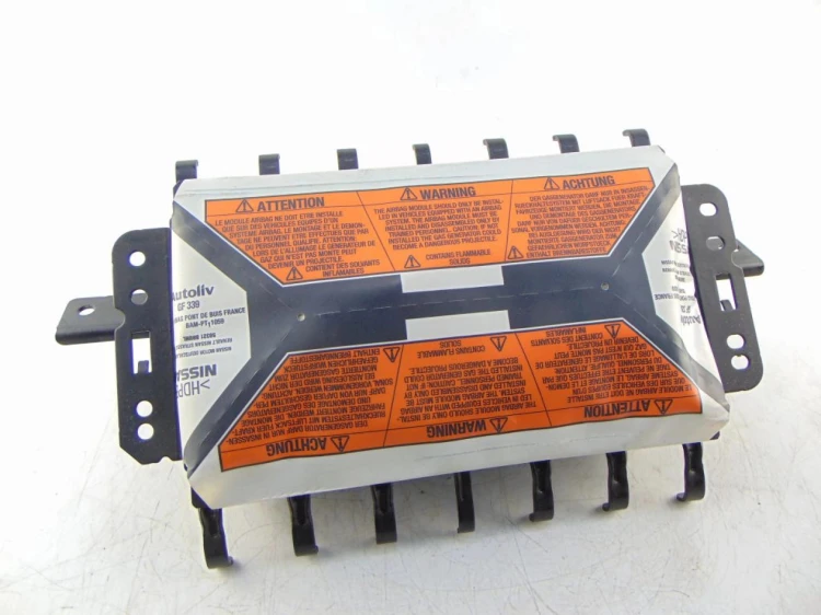 PODUSZKA PASAŻERA NISSAN QASHQAI (2007-2013) 2.0 DCI