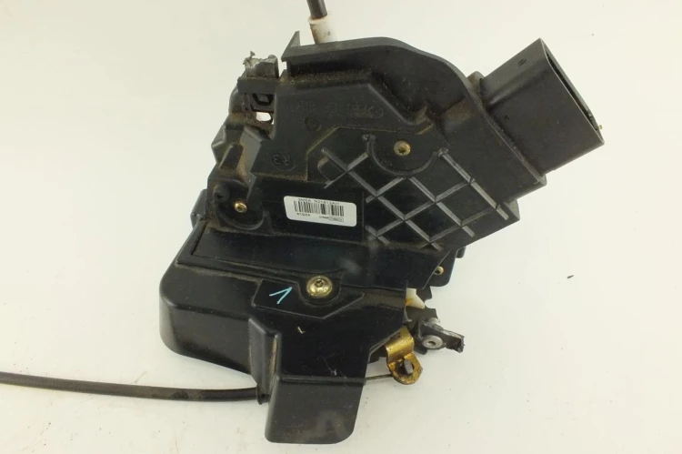 ZAMEK DRZWI PRAWY PRZÓD FORD C-MAX (2003-2006) 2.0TDCI