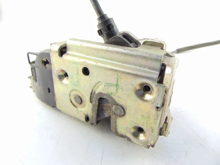 ZAMEK DRZWI PRAWY PRZÓD CITROEN C3 I (2002-2005) 1.4 8V